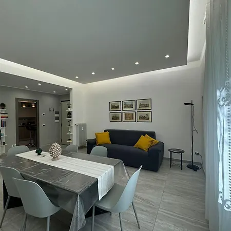 Elegant Escape By Ionio Metro * Roma