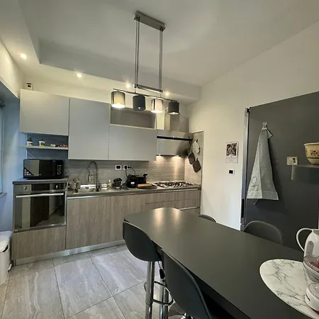 Apartamento Elegant Escape By Ionio Metro *