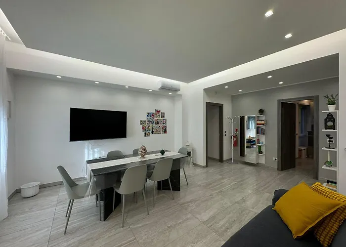 Апартаменты Elegant Escape By Ionio Metro